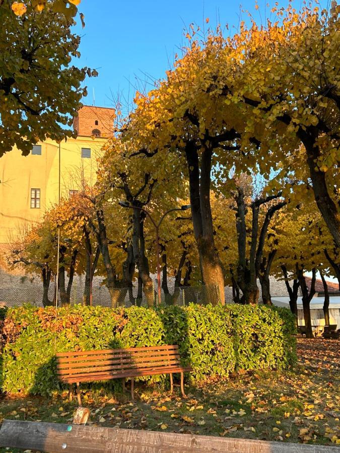 Willa Takapradalu Cisterna dʼAsti Zewnętrze zdjęcie